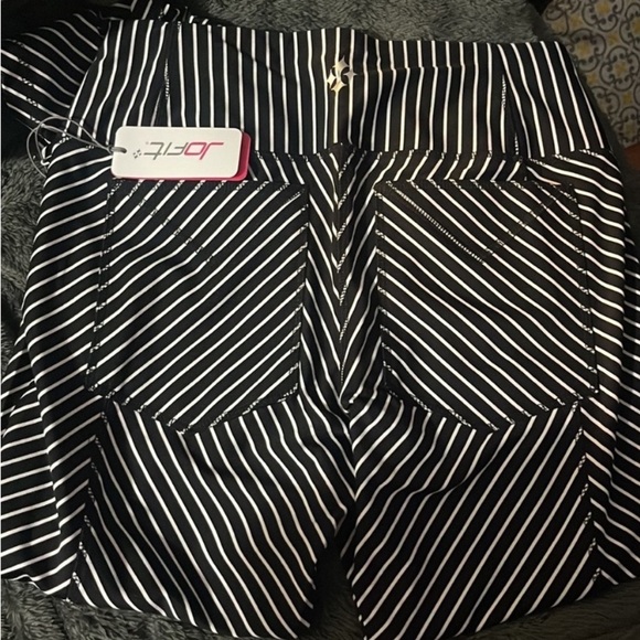 Jofit Women's Packable Pull-On Yoga
Pants- Size Medium - Picture 6 of 7